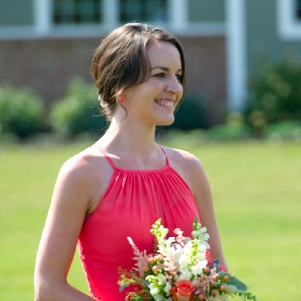 Meet your Posher, Laura